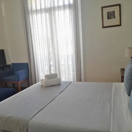 Konukevi Balcon Al Mar 4*